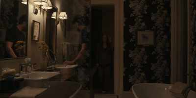 -Why are you up?
-Why are you up? - Servant
