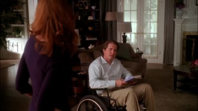 Why are you walking like that? - Desperate Housewives