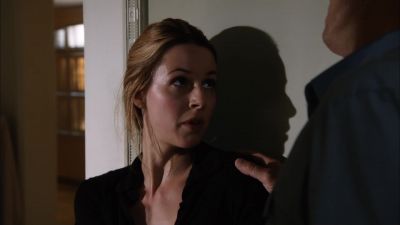 - WHY ARE YOU RISKING
YOUR LIFE FOR ME? - Burn Notice