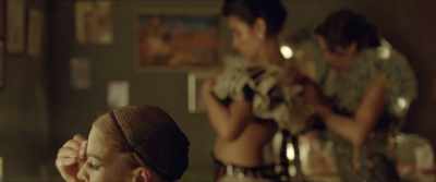 - Why aren't you at a club?
- Scherezada Rios is not there. - Museo