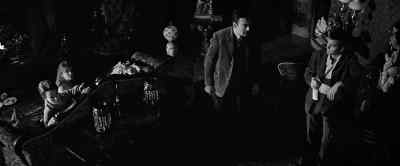 - Why aren't you upstairs?
-I needed a drink. - The Haunting