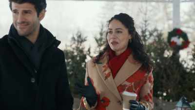 Why is being part of a family
so difficult sometimes? - Well Suited For Christmas