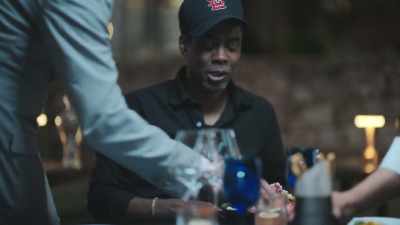 Why you bring the Black man
a watermelon salad? [chuckles] - Kevin Hart & Chris Rock: Headliners Only