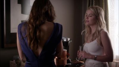 Why can't they make
quiet ice cubes? - Pretty Little Liars