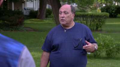 - Why can't you say, - Inmate to Roommate
