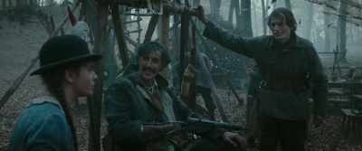 - Why, did anyone get hurt?
- Bumleg almost bought the farm. - Freaks Out