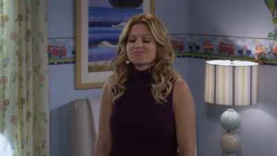 Why did I get involved
with somebody I work with? - Fuller House