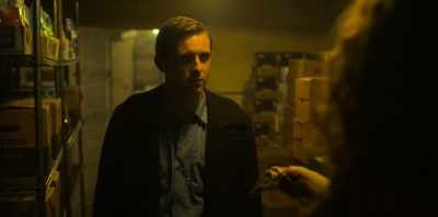 - Why did you let me follow you?
- I... I didn't let you do any... - Shining Girls