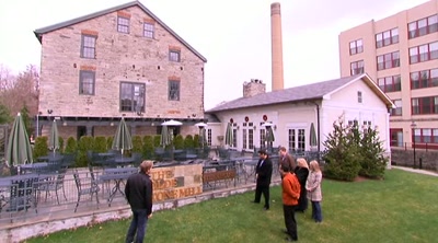 WHY DIDN'T I GO
CALL THE SIGN GUY, - Kitchen Nightmares