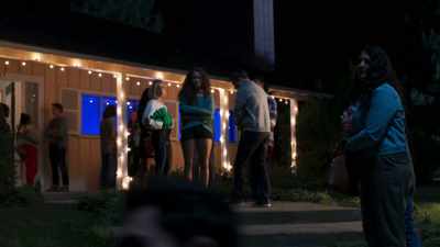 Why didn't you just tell us
what happened with Jason? - American Pie Presents: Girls' Rules