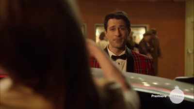 - Why didn't we take your car?
I didn't want to drive. - A Very Nutty Christmas