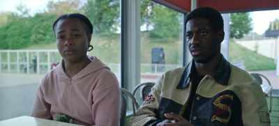 - Why didn't you take us with you?
- I left you with your auntie. - The Strays