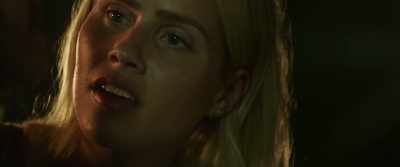- Why didn't you tell me?
-'Cause I was embarrassed. - 47 Meters Down
