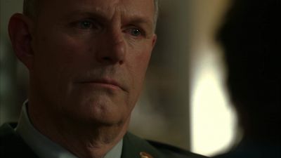 Why didn't you tell me
that Wayne was my father? - Lost