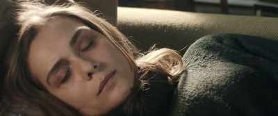 - Why didn't you wake me?
- You looked so lovely. - The Girl in the Fog