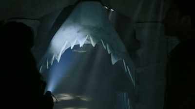 Why do you always sharks? - Sharknado 5: Global Swarming