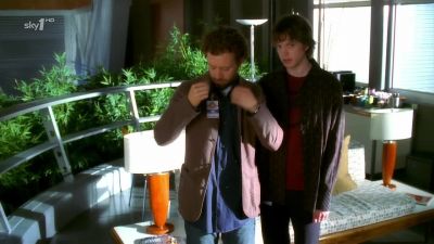 Why do we have to
face her togher? - Bones
