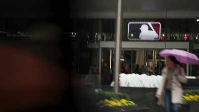 Why do it when he's no longer
around to make an impact? - Charlie Hustle & the Matter of Pete Rose