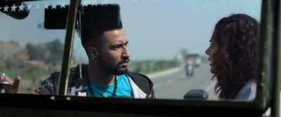-Why do you mess with these seniors dear?
-There is some mistake happening. - Manmarziyaan