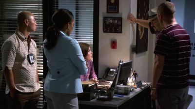 Why do you think
Freebo's still in town? - Dexter