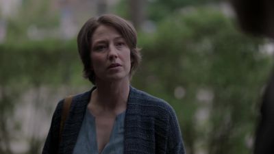 - Why do you think Julian would
do something like this? - The Sinner