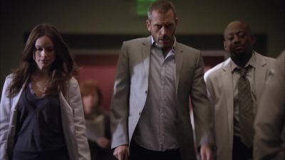 Why do you want to
meet her so badly? - House