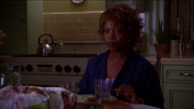 WHY DOES HE KEEP DOIN' THAT? - Desperate Housewives