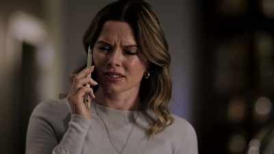 - Why does that even matter
for a construction job? - Deadly Wives Club