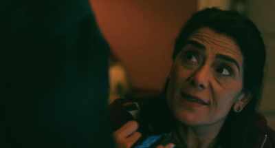 Why she doesn't tell me?
Why doesn't she call me? - Ramy