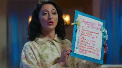 Why doesn't she throw it
in the town reservoir - Three Busy Debras