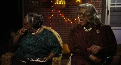 - Why you doing that?
- Mabel, sometimes you get - Boo! A Madea Halloween