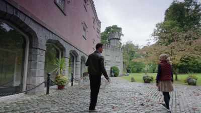 - Why don't we do the grounds
tour on those? - The Reluctant Royal