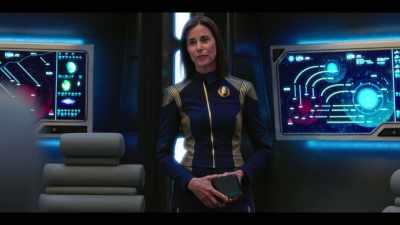 - Why don't you get your eyes fixed? - Star Trek: Discovery