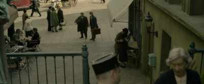 - Why don't we grab him and leave?
- He must come to me freely, - Fantastic Beasts: The Crimes of Grindelwald
