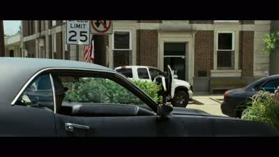 BOBBY: Why don't you hit the diner and check out the doughnuts? - 2 Guns
