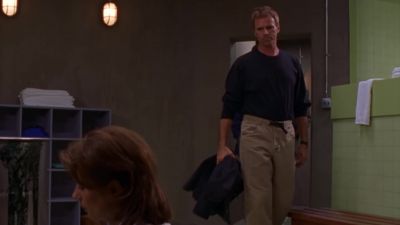Why don't I take the dog for a little walk. - Stargate SG-1