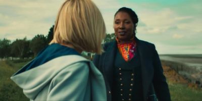 Why have a blank gravestone? - Doctor Who
