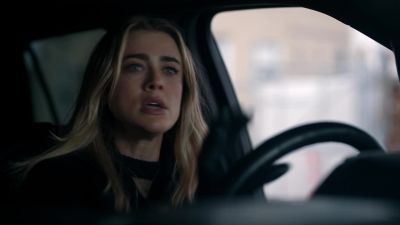 -Why have you stopped?
-There's a garbage truck blocking me. - Manifest