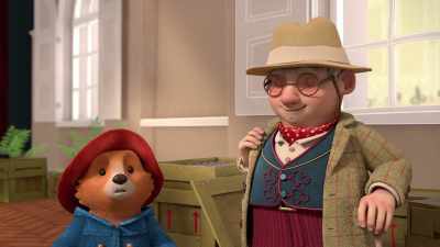 Why is he saying he doesn't like it,
when he loves dinosaurs so much? - The Adventures of Paddington