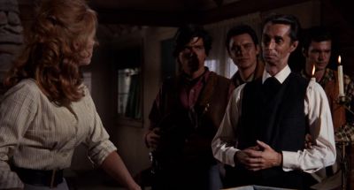 Why is he smiling like that - Cat Ballou