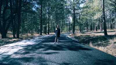 Why was I left to live
with three schizophrenics? - Six Schizophrenic Brothers