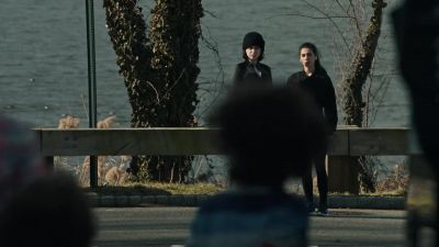 Why is this bus stopping here? - The Equalizer