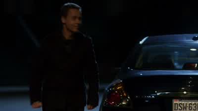 Why is my dad walking into our high school? - Pretty Little Liars