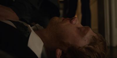 Why isn't he breathing? - Servant