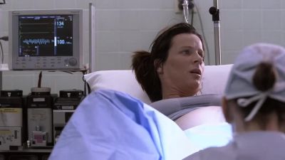 Why isn't she crying? - Six Feet Under