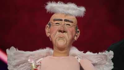- Why not?
- I know what happens next. - Jeff Dunham:  I'm With Cupid