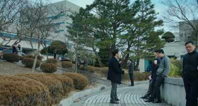 Why on earth do you have to attend this class? - Kim Ji-young, Born 1982