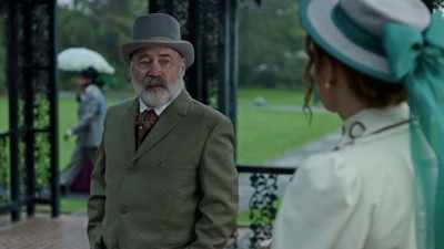 Why on earth was he so intent - Gilded Newport Mysteries: Murder at the Breakers