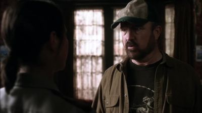 - Why send him outside?
- I didn't think you'd want him in here. - Supernatural