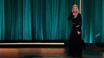 "Why is she speaking French?" - Iliza Shlesinger: Hot Forever